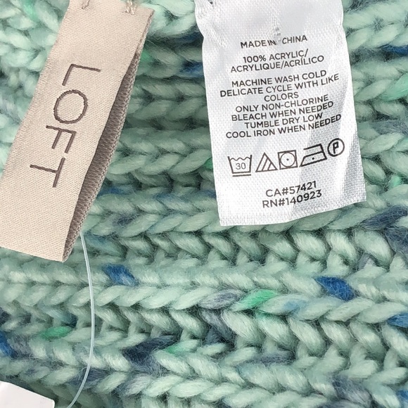 NWT Ann Taylor LOFT Women's Knitted Scarf Blue Green Mix Knit - Picture 6 of 6